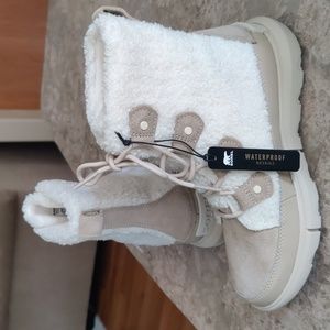 Sorel Explorer II waterproof boot